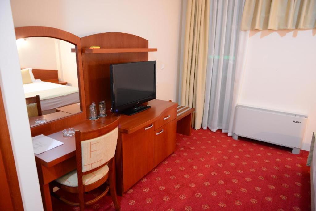Hotel Salida Πρίλεπ Εξωτερικό φωτογραφία
