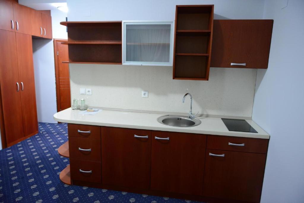 Hotel Salida Πρίλεπ Εξωτερικό φωτογραφία
